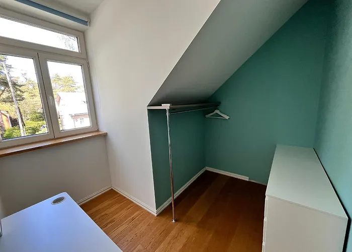 White House * Tallin